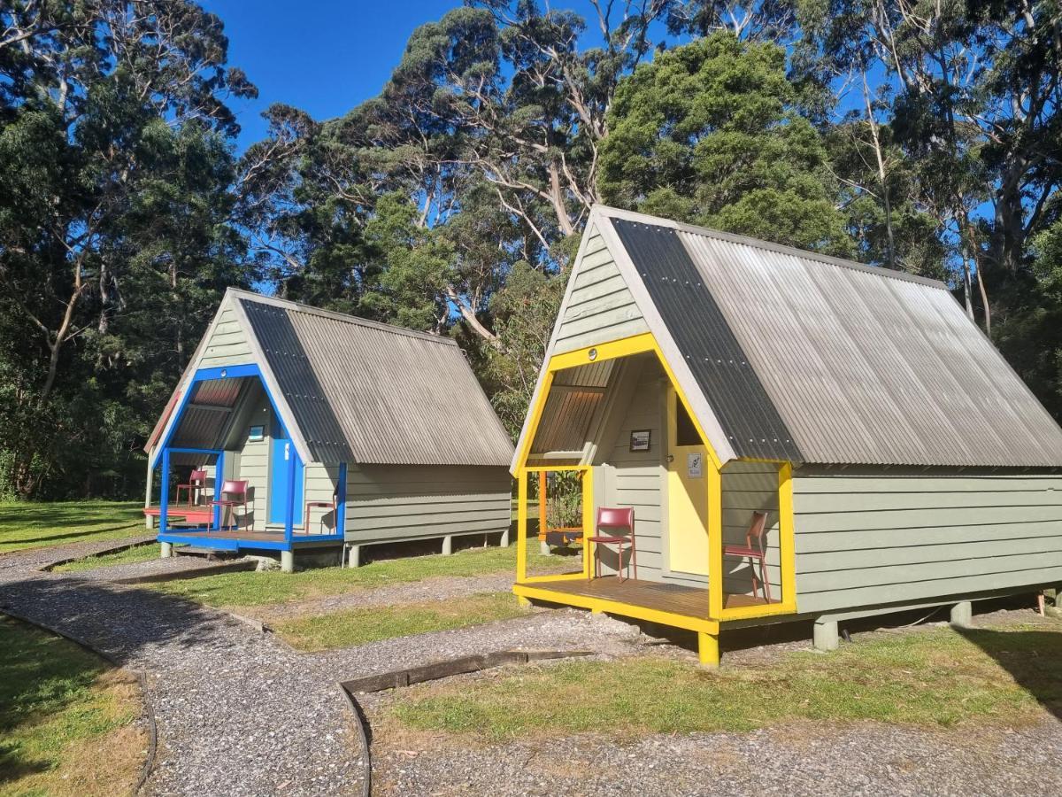 Strahan Backpackers Exterior foto
