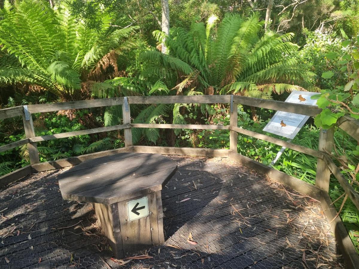 Strahan Backpackers Exterior foto